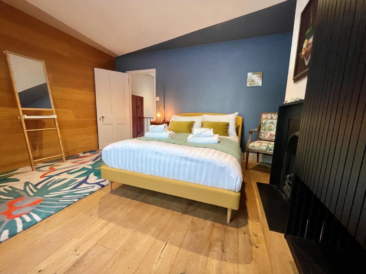 Appartement Stylish 2-bedroom Townhouse Next To Station *