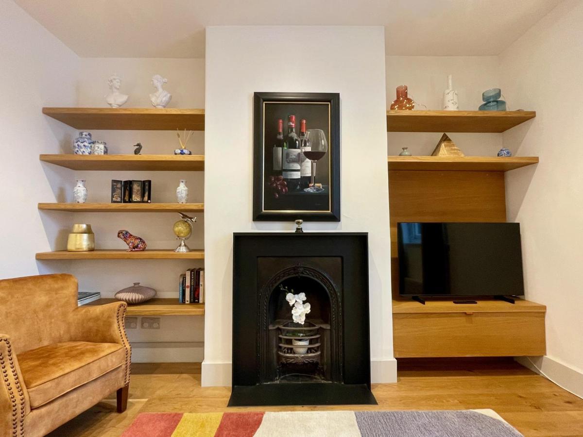 Appartement Stylish 2-bedroom Townhouse Next To Station *