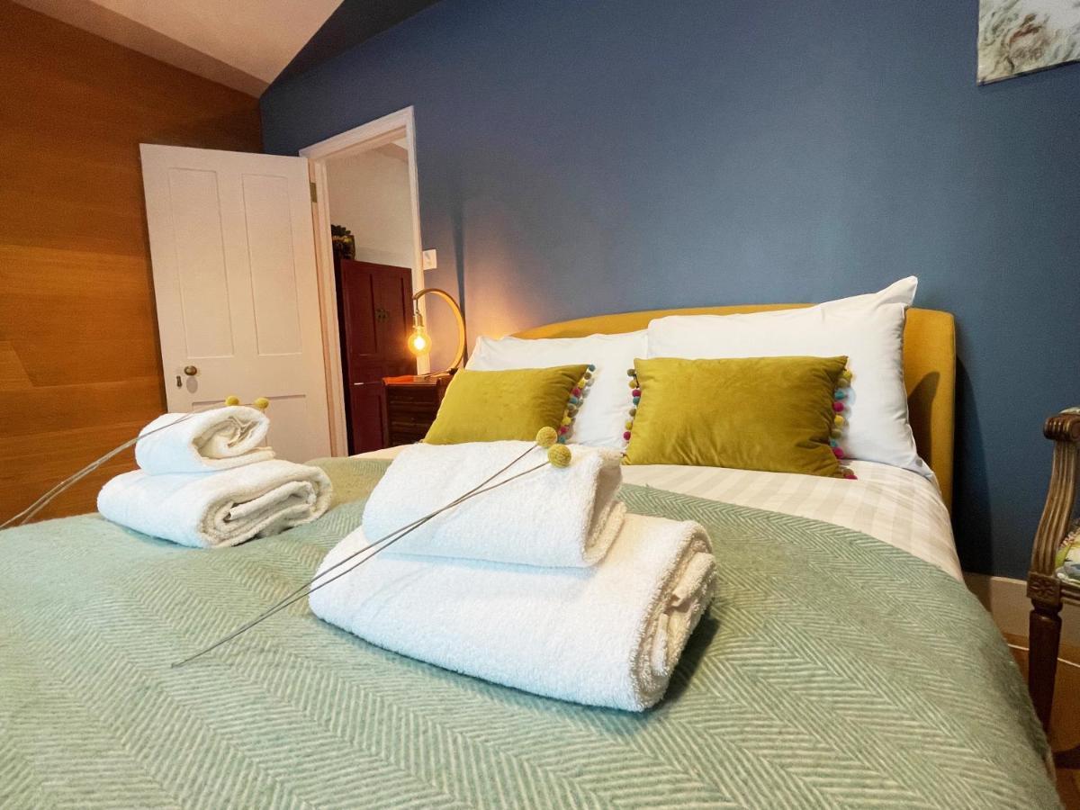Appartement Stylish 2-bedroom Townhouse Next To Station Hove
